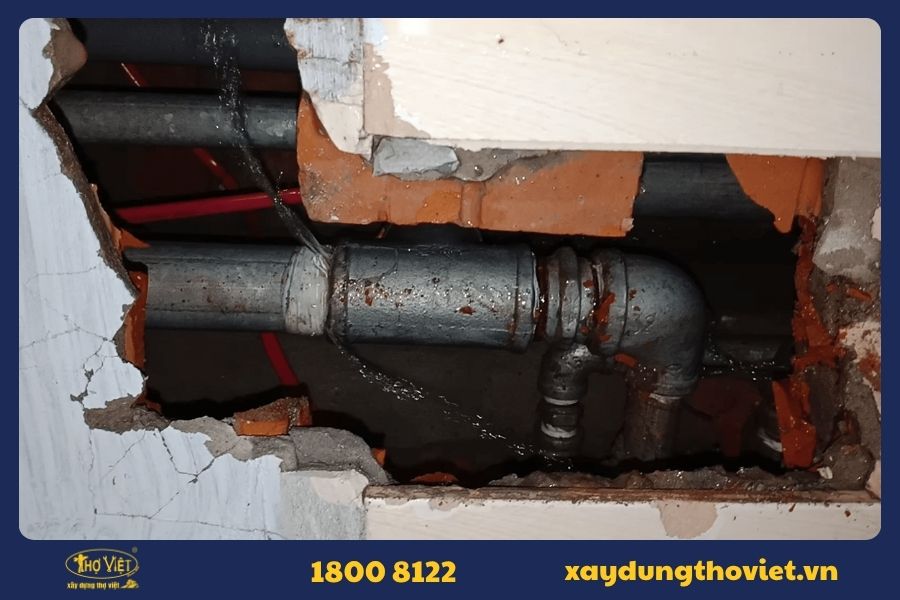 Hệ thống cấp thoát nước âm bị rò rỉ
