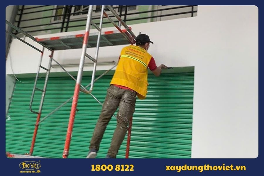Quy trình xử lý lớp sơn cũ Xây Dựng Thợ Việt