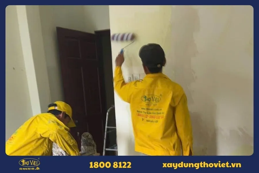 Nên tự sơn nhà hay thuê thợ sơn trọn gói?