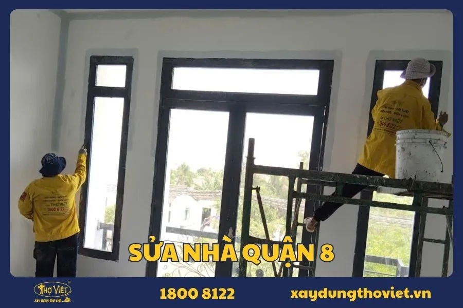 Đội ngũ sửa nhà Quận 8 thi công cẩn thận.
