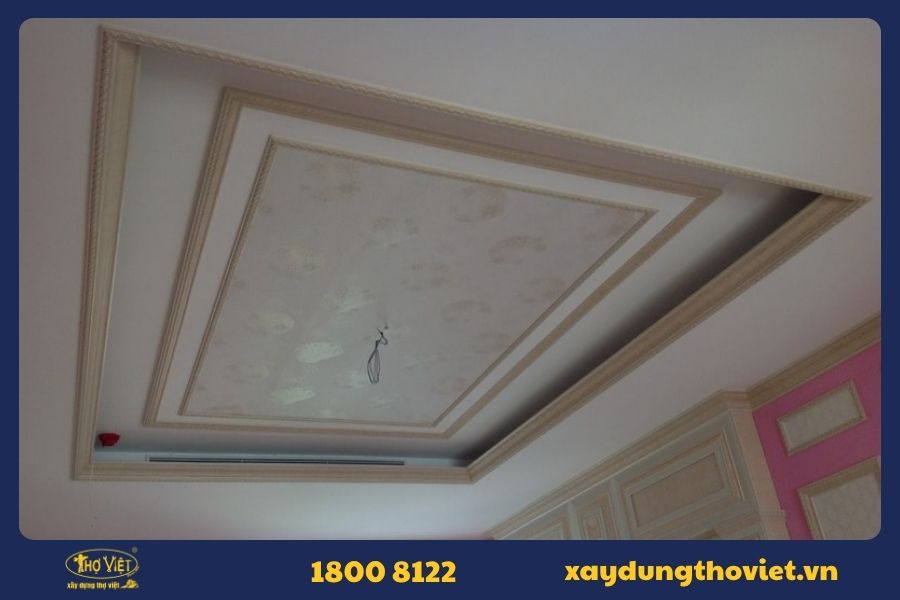 4 nguyên tắc phối màu sơn phào chỉ trần nhà cho phòng khách