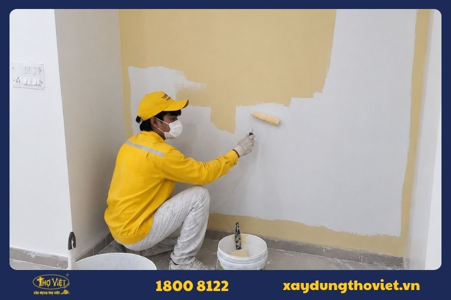 Tại sao nên chọn dịch vụ thợ sơn nhà tại quận 12?