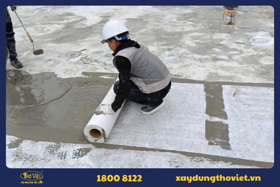 Dán vải bạt kết hợp quét sơn chống thấm