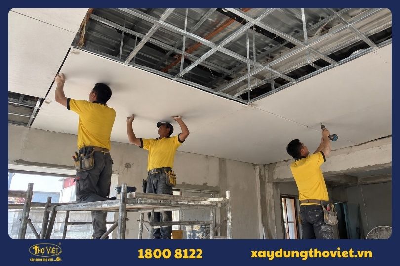 Làm gác lửng bằng khung sắt và tấm Cemboard để tăng diện tích