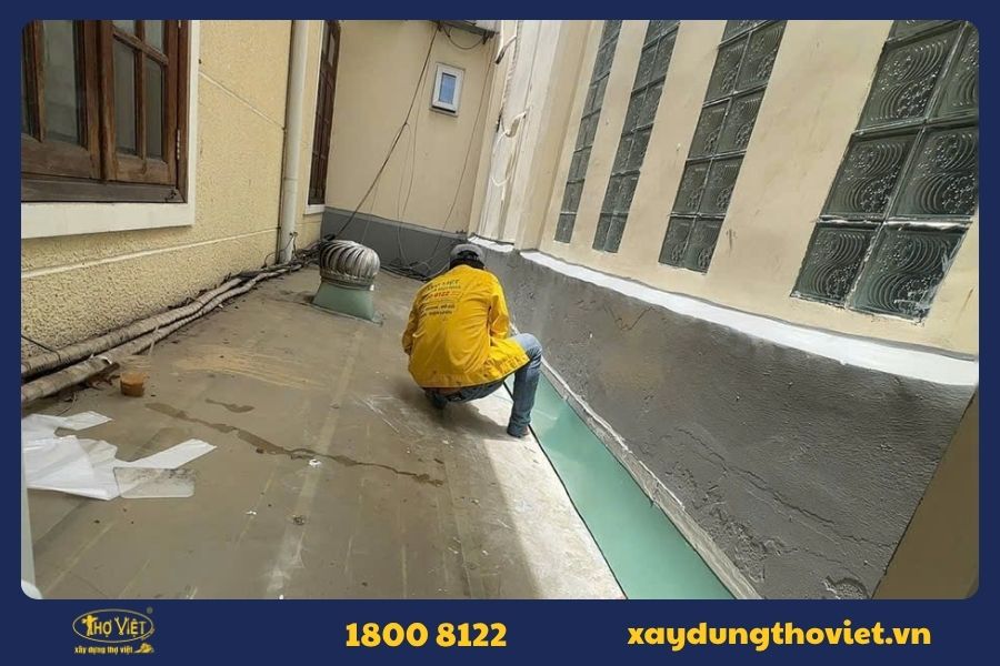 Vì sao nên chọn thợ chống thấm tại Hóc Môn?